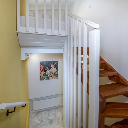 Aretousa Apartment